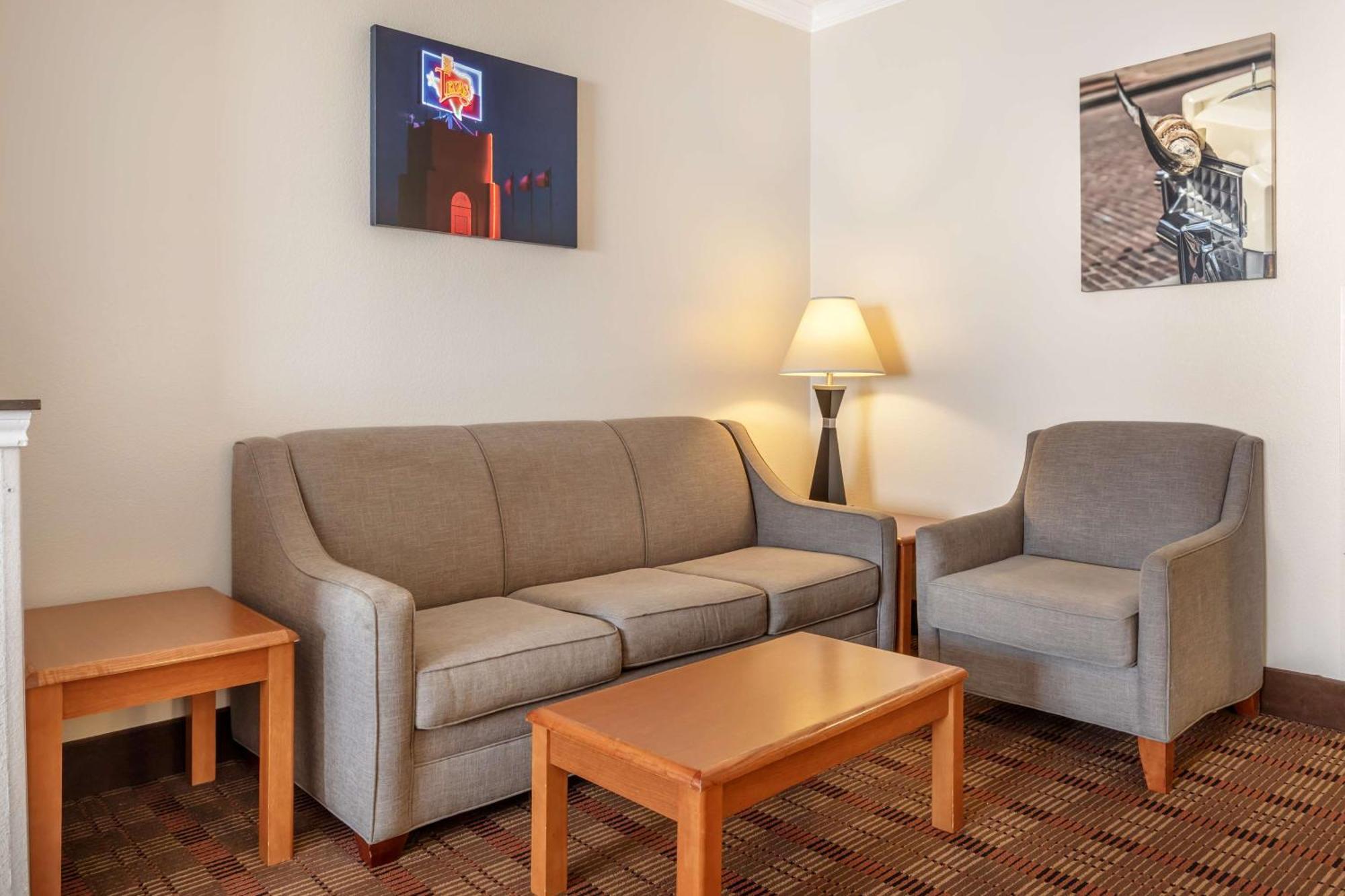 Best Western Club House Inn & Suites Mineral Wells Luaran gambar