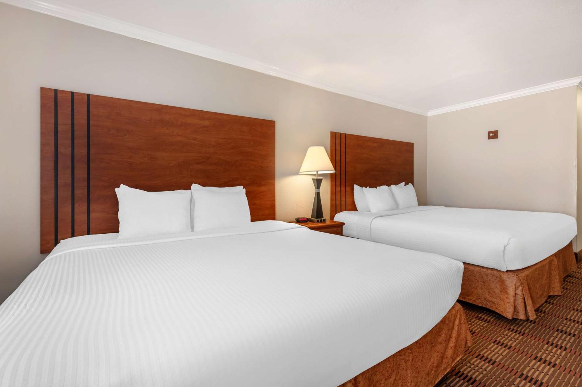 Best Western Club House Inn & Suites Mineral Wells Luaran gambar