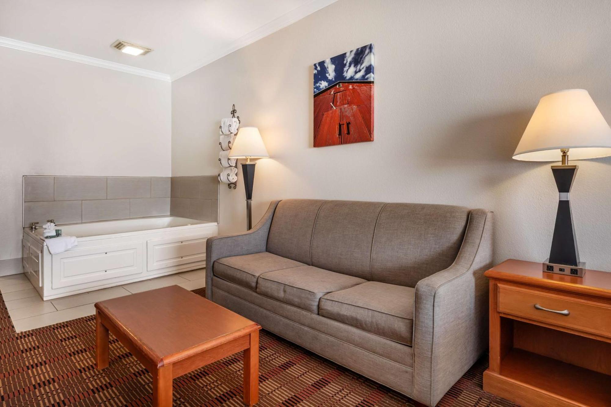 Best Western Club House Inn & Suites Mineral Wells Luaran gambar